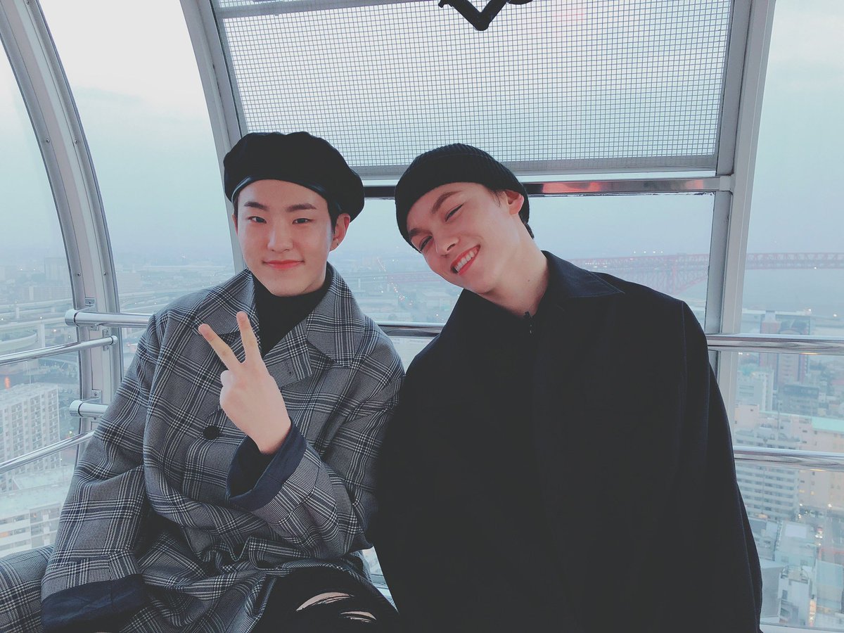 random vernon (@randombonon) on Twitter photo 