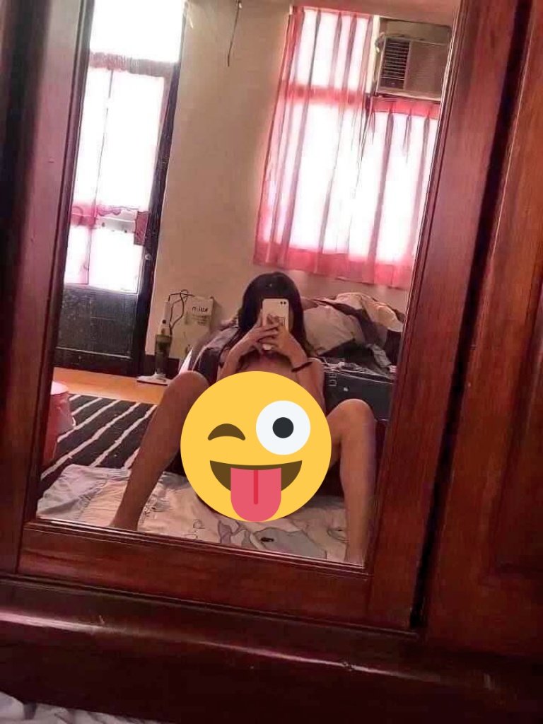 YanTaste's tweet photo. 有人想看小母狗的下體嗎？
#母狗女友 #肉便器想找个主人 https://t.co/F4j1LvQIBQ