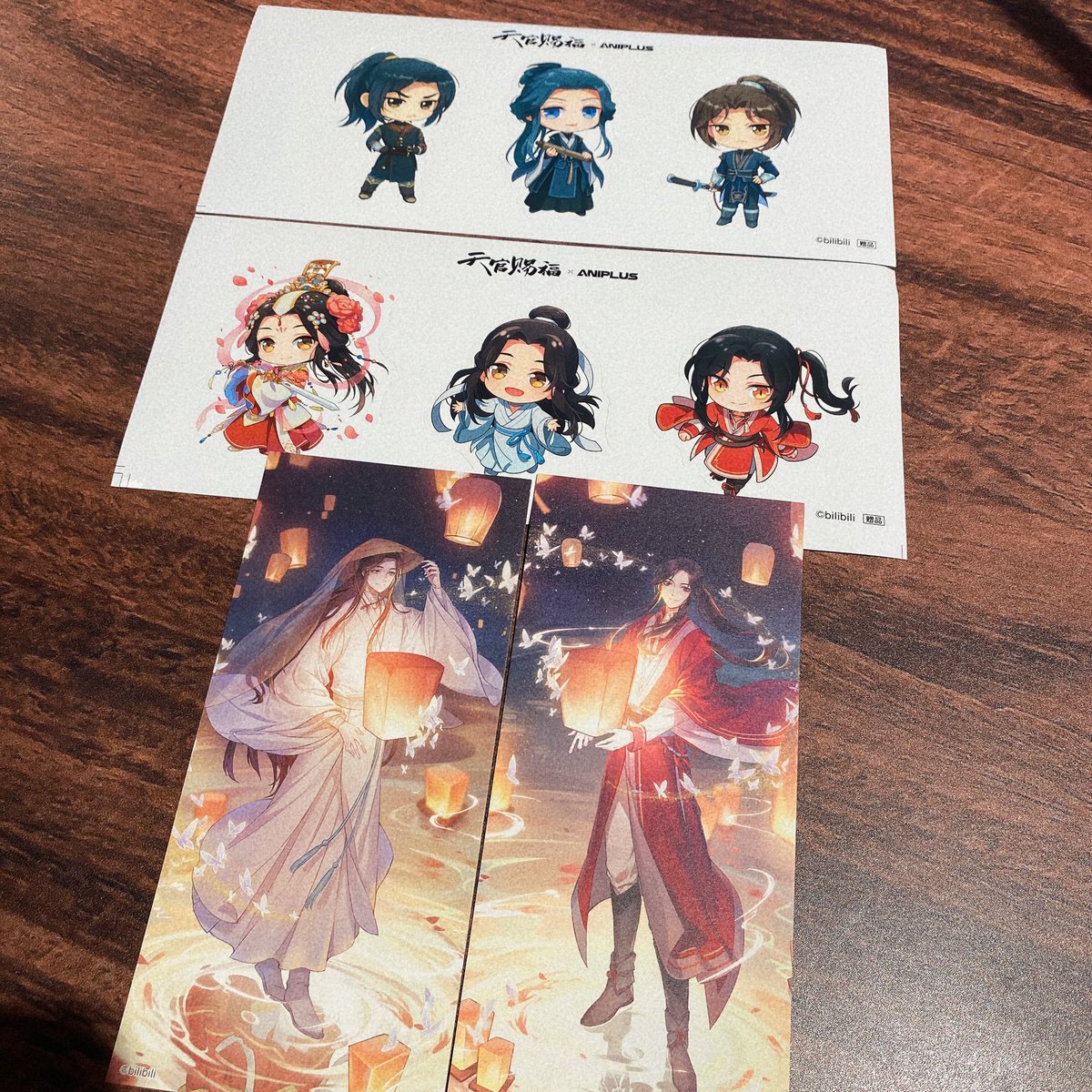 guyueye's tweet photo. 天官赐福，百无禁忌 
(finally visiting the collab cafe) https://t.co/9yVxwrpr8q