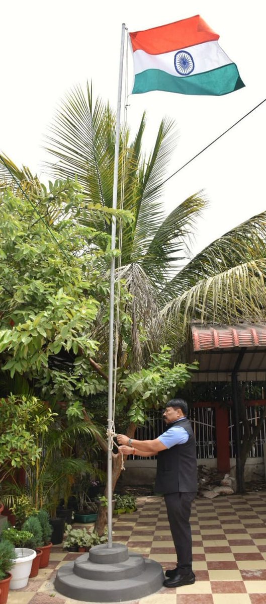 ATULBORA2's tweet photo. Hoisted the National Flag 🇮🇳 -- the symbol of our pride and dignity, at my official residence in Dispur as part of the #HarGharTiranga campaign.

In response to the call of Hon'ble PM Shri @narendramodi ji, let us all make the program a success.

#AzadiKaAmritMahotsav
#IndiaAt75 https://t.co/gukLHQ3xB1