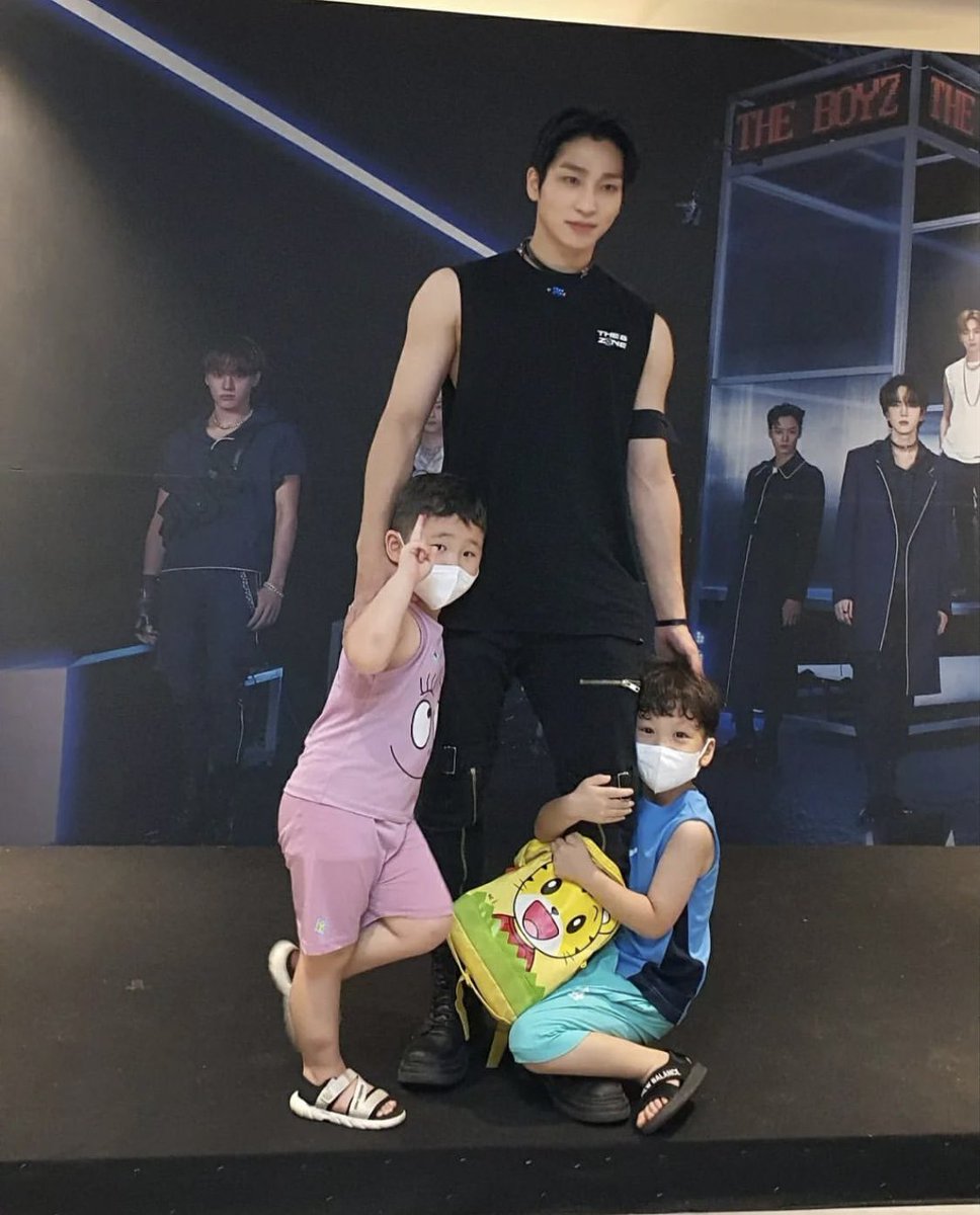 imevajane's tweet photo. let's talk about a father material Sangyeon😍 https://t.co/LQWHqgfgju