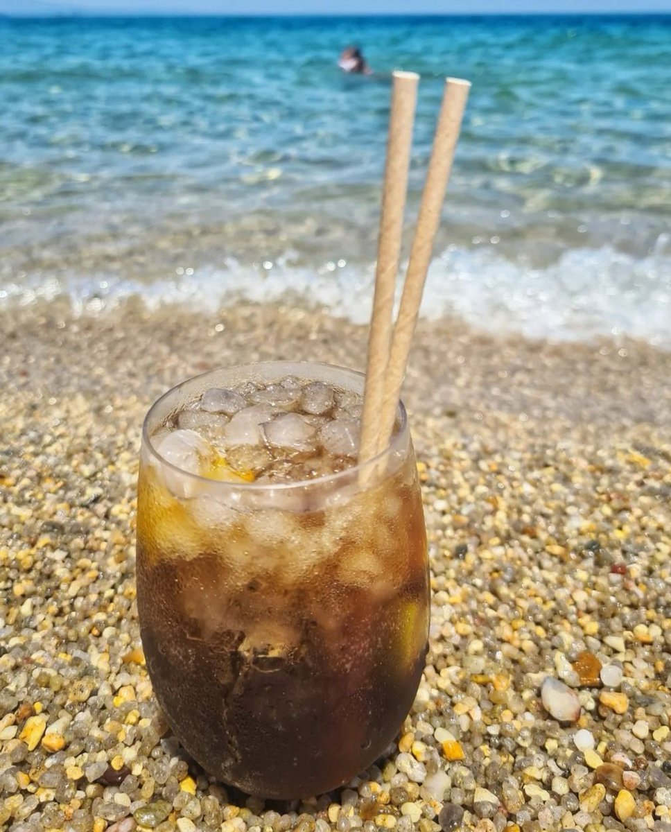 MagdaDG3's tweet photo. Devreme pt mojito, tarziu pt cafea. Sa eliberam Cuba prin crioterapie
#farfrom https://t.co/ySHxYpDtE4