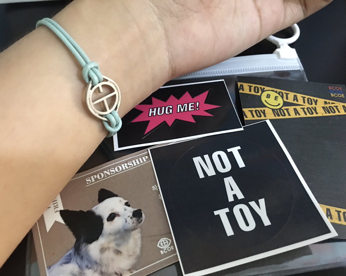 atthaph_'s tweet photo. 💌 from @pupbitcart ✨

Got my bcoe bracelet and it's so prettyyy 🫶 tysm! 'Til our next transaction! 🤗
#pupbitproof https://t.co/WPHuzxvfbM
