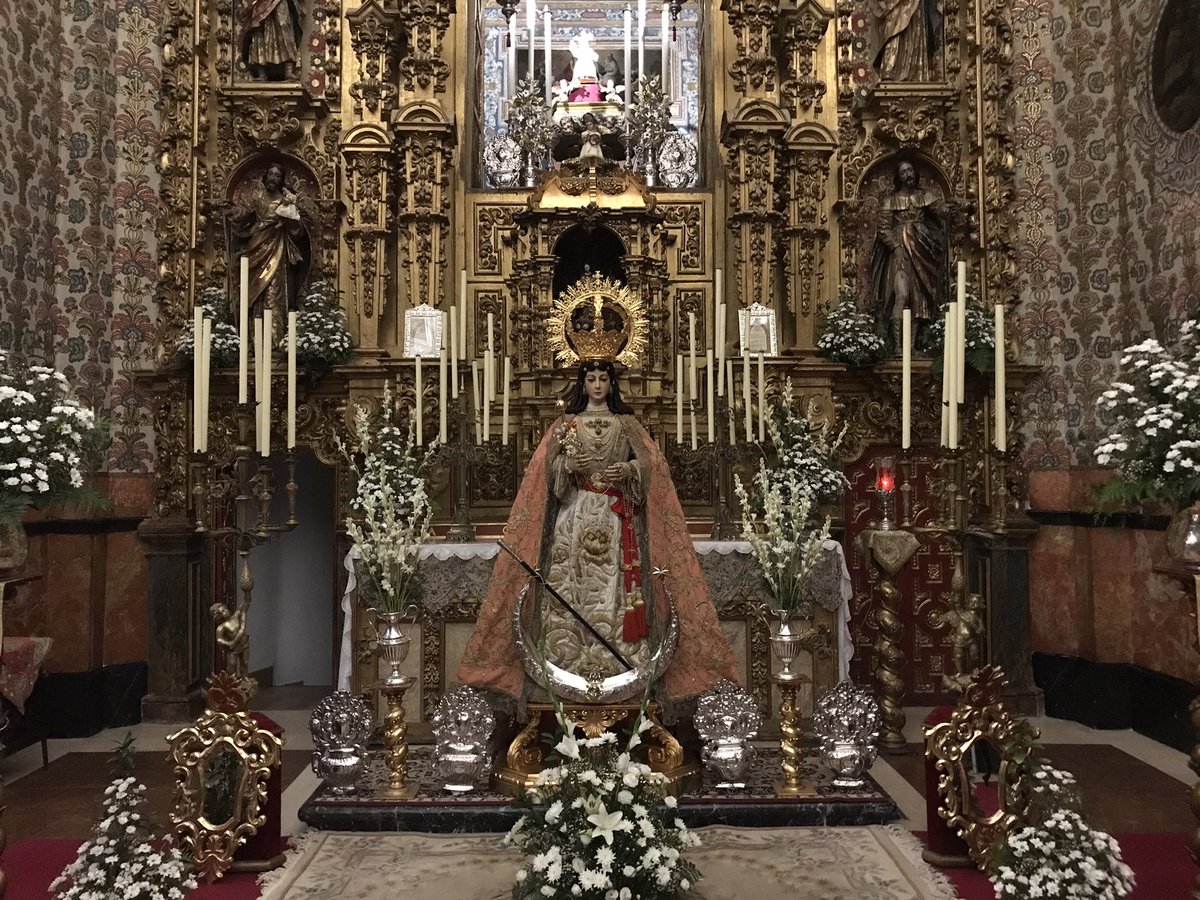 HdadAsuncion's tweet photo. 🔴VENERACIÓN A NUESTRA SEÑORA DE LA ASUNCIÓN 

Nuestra Madre y Patrona nos espera. 

No dejéis de ir a verla, de pedirle, que seguro que Ella os escuchará.

Horario de 10:00 a 13:00 y a las 20:00h antes de la Santa Misa

#SantaMariaDeLaAsuncion #patronadeestepa #asunciongloriosa https://t.co/P9zp0OTFpN
