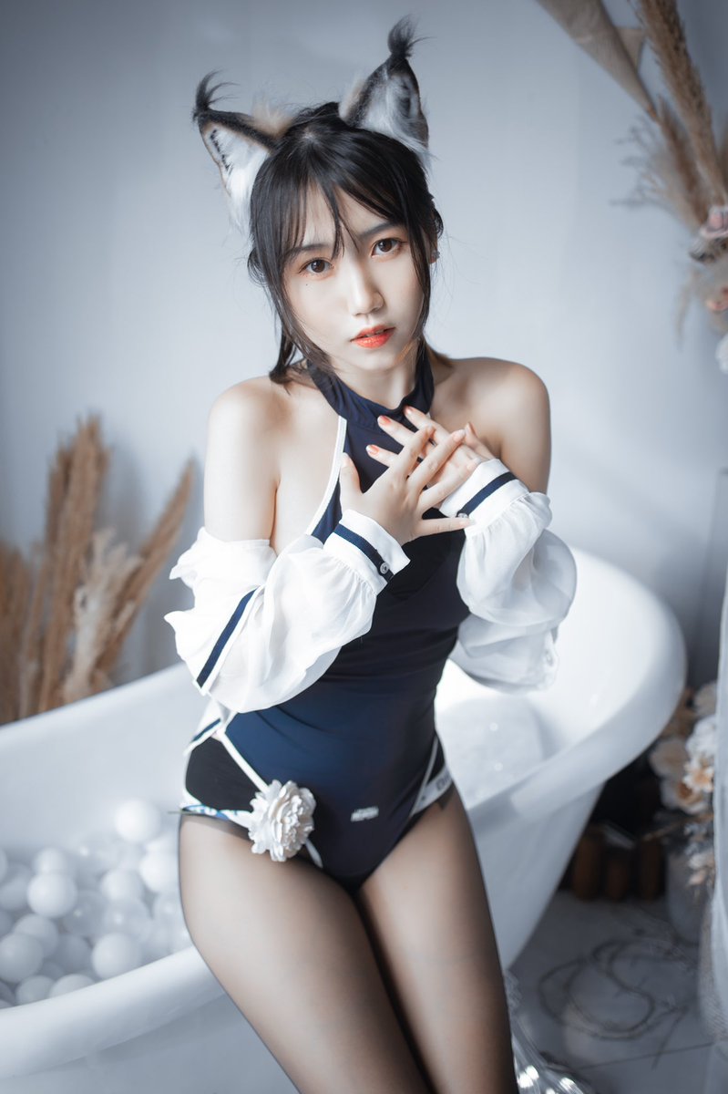 #汲润绝妙触感 #汲润丝袜 
黑丝猞猁 https://t.co/tlepCuOZga