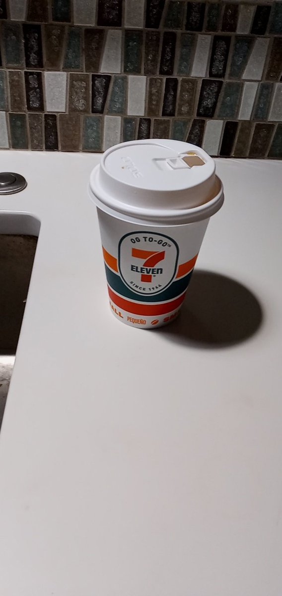 MasonAlanKnop's tweet photo. #seveneleven pb and j latte taste like its made of peanut butter flavored candy and 🍓 flavored candy. Not in a good way. I never plan to buy this again. https://t.co/bgOLGqwCMz