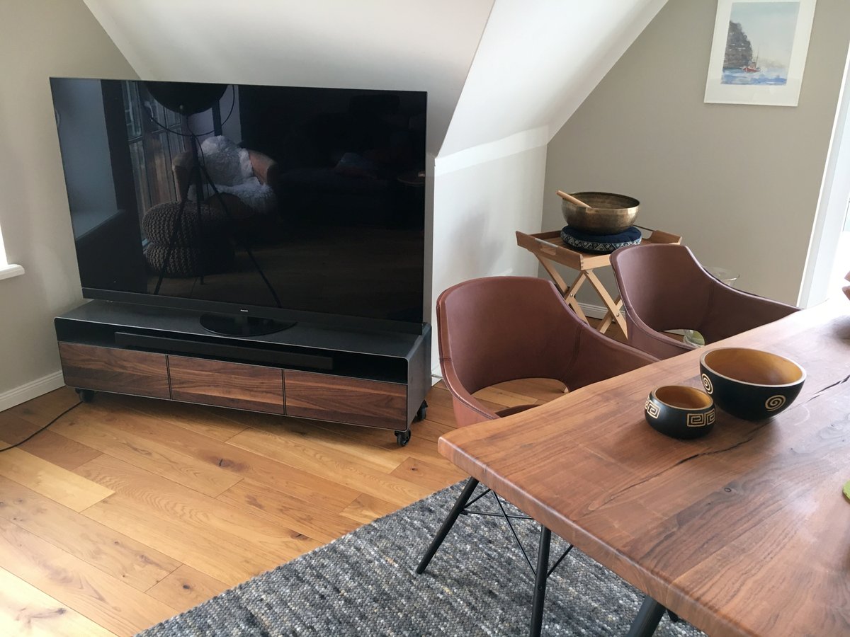 StahlzartMoebel's tweet photo. Lowboards, die ein Statement setzen.

Infos @ https://t.co/tub9PMWLWz

#stahlzart #interior #lowboard #home #modern #design #nachhaltig #madeingermany https://t.co/a1WsHsFaYg