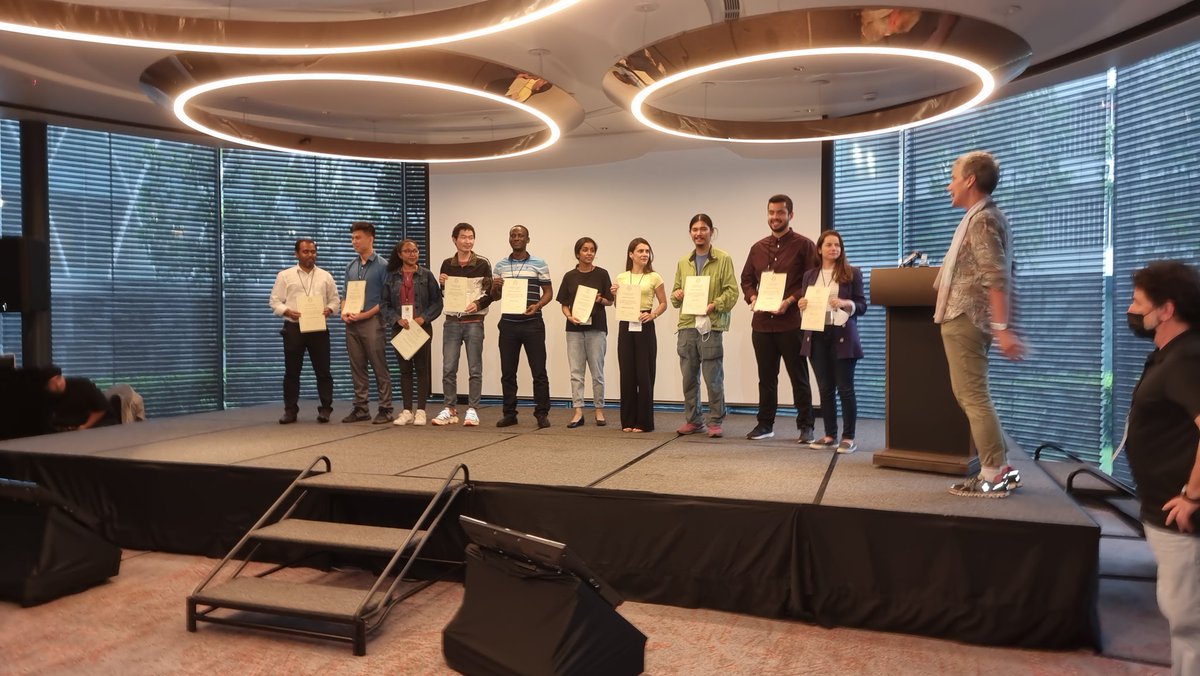 peter_biwer's tweet photo. I feel very grateful and honored that my work was acknowledged by the ISCE with the student travel award. Special thanks to my supervisor Prof. Schulz. Congratulations to all other awardees! 
@LabSchulz @ChemEcol_org @amanda_tuler @ManishKumar_22 https://t.co/zr7iZu5LUE