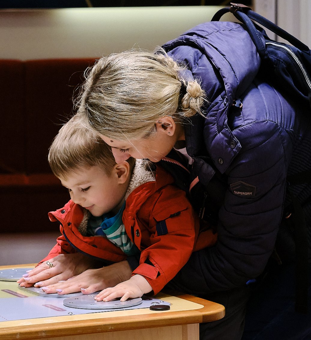 camsciencecntr's tweet photo. Our summer PopUpScience roadshow opens today until 21st August. Find us in the North Square, @Queensgate_PB from 10.30am. It's free to attend so come along and discover science through our interactive activities, busking science and hands-on exhibits.
#Peterborough #PopUpScience https://t.co/KiCifHg4Qa