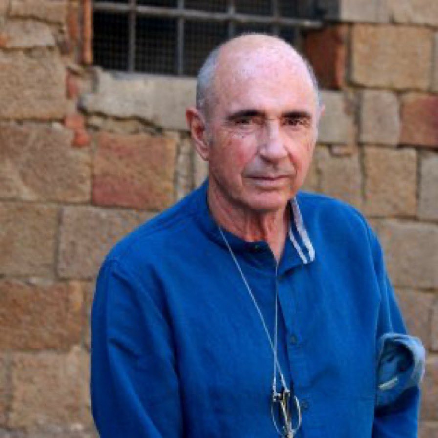 SergiMaranya's tweet photo. ATENCIÓ 10.01 h Lluís Llach, a VilaWeb: “Qui em va convèncer q amb l’estat espanyol no es podia negociar va ser Junqueras. No estic d’acord amb la direcció q han agafat. Ha molestat q defensi Laura Borràs. Ho sento. La defensaré. No dono cap credibilitat a la justícia espanyola”. https://t.co/gCSnquPch6