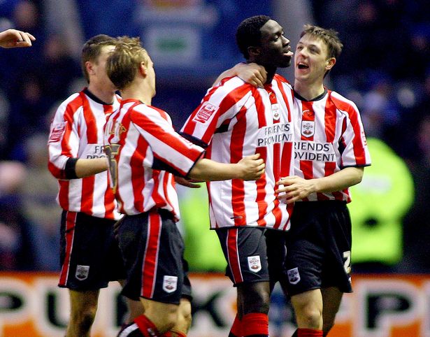 SaintsOnThisDay's tweet photo. #OnThisDay in 2005, Southampton picked up their first win since relegation with a 1-0 win over Paul Sturrock's Sheffield Wednesday.

Kenwyne Jones scored the winner #saintsfc #swfc https://t.co/ZJSpNLe2Wi