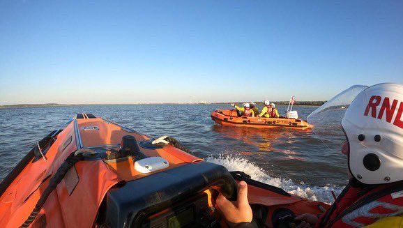 RNLIWestKirby's tweet photo. Great to be out on a joint exercise with @FlintLifeboat this week! ⛵️🌊😎 https://t.co/oxc9BJRaKn