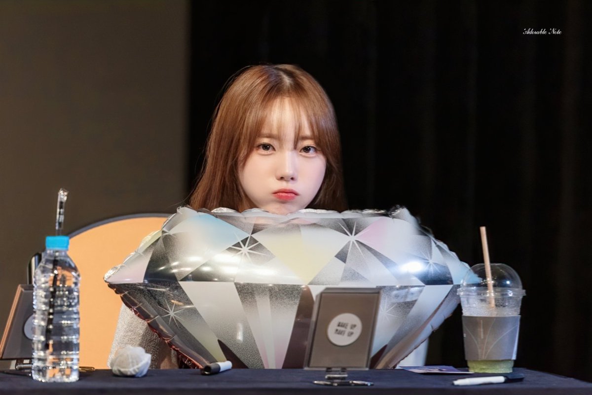 luda_note's tweet image. 220812 팬사인회 사운드웨이브
#宇宙少女 #CosmicGirls 
#우주소녀 #WJSN 
#우주소녀_시퀀스 #WJSN_Sequence 
#루다 #Luda
#여름 #Yeoreum
다들 컨디션 좋아서 너무 좋아~