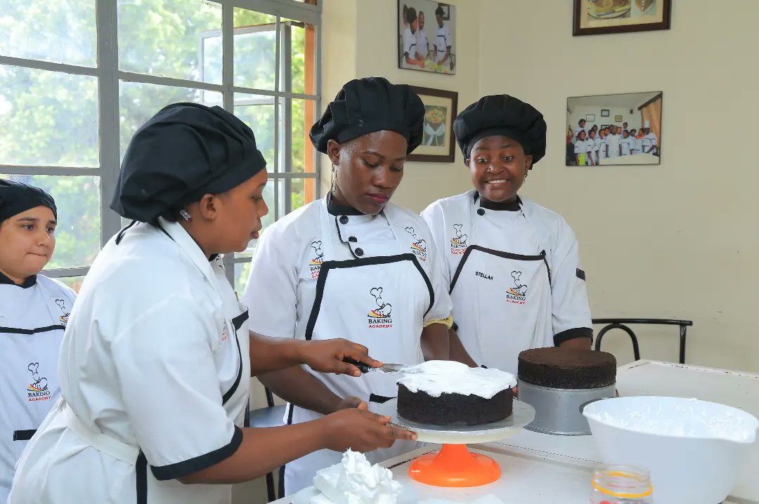 BakingAcademyUg's tweet photo. #bakeryandbasiccakedecirationclass 
100% hands-on skills are the solution to the current financial situation. 
Enroll for the September Intake. 
Call/Whatsapp us on 0757310583 / 0706740071 / 0780372203 / 0706225800. 

#bakery #bakingfromscratch #bakingacademy https://t.co/T6ROIuN3B1