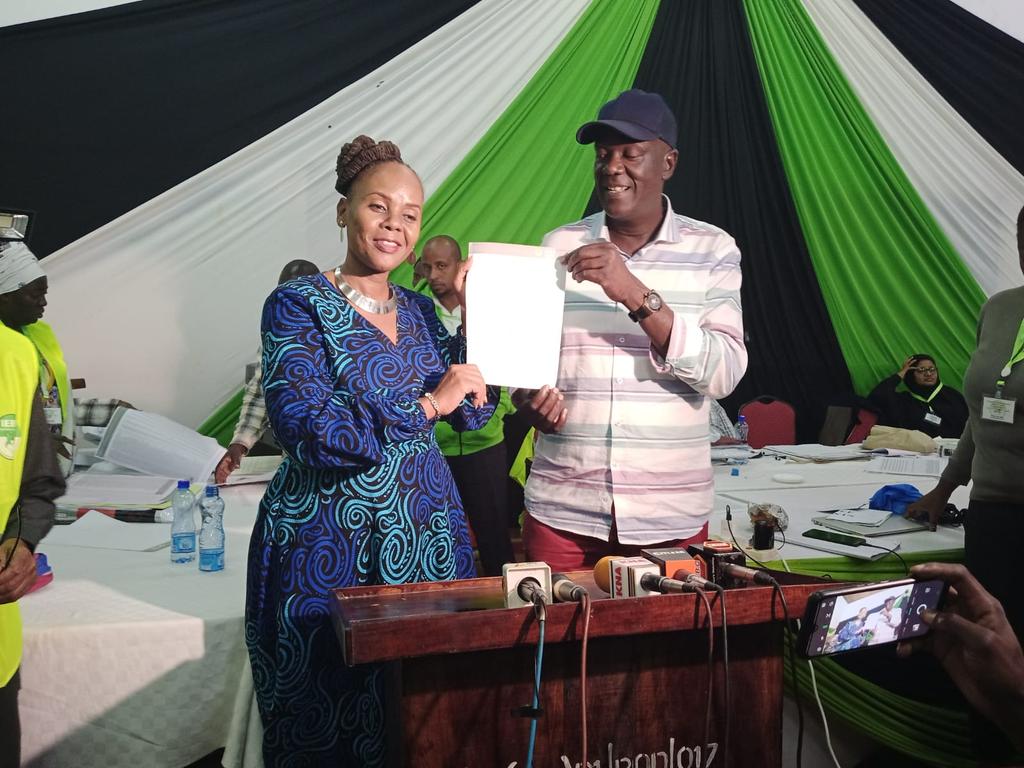KadereNews's tweet photo. Congratulations @HonMbetsa and @GideonMungaroM for your win.Kilifi residents look forward to more engagements involving girls, women and youths empowerment through education and innovation
@AsalCommunity @KilifiCountyKE @KYouthAssembly #Itumbi
#Uhuru #Manyore #Kalonzo #34As https://t.co/7uJuuzJfA9