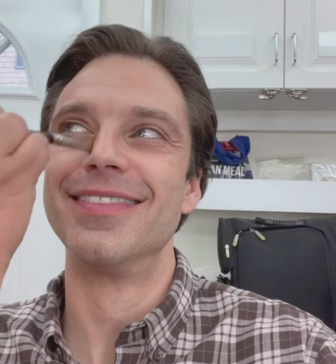 huoooop's tweet photo. Maybe you’ll never know how much you mean to me but that’s ok cause you’ll always have special place in my heart. Happy Bday, sir and love you! 💖 #SebastianStan #HappyBirthdaySebastianStan #manyouarelookinggood #povpovpov 😏 https://t.co/yYIfYdcYne
