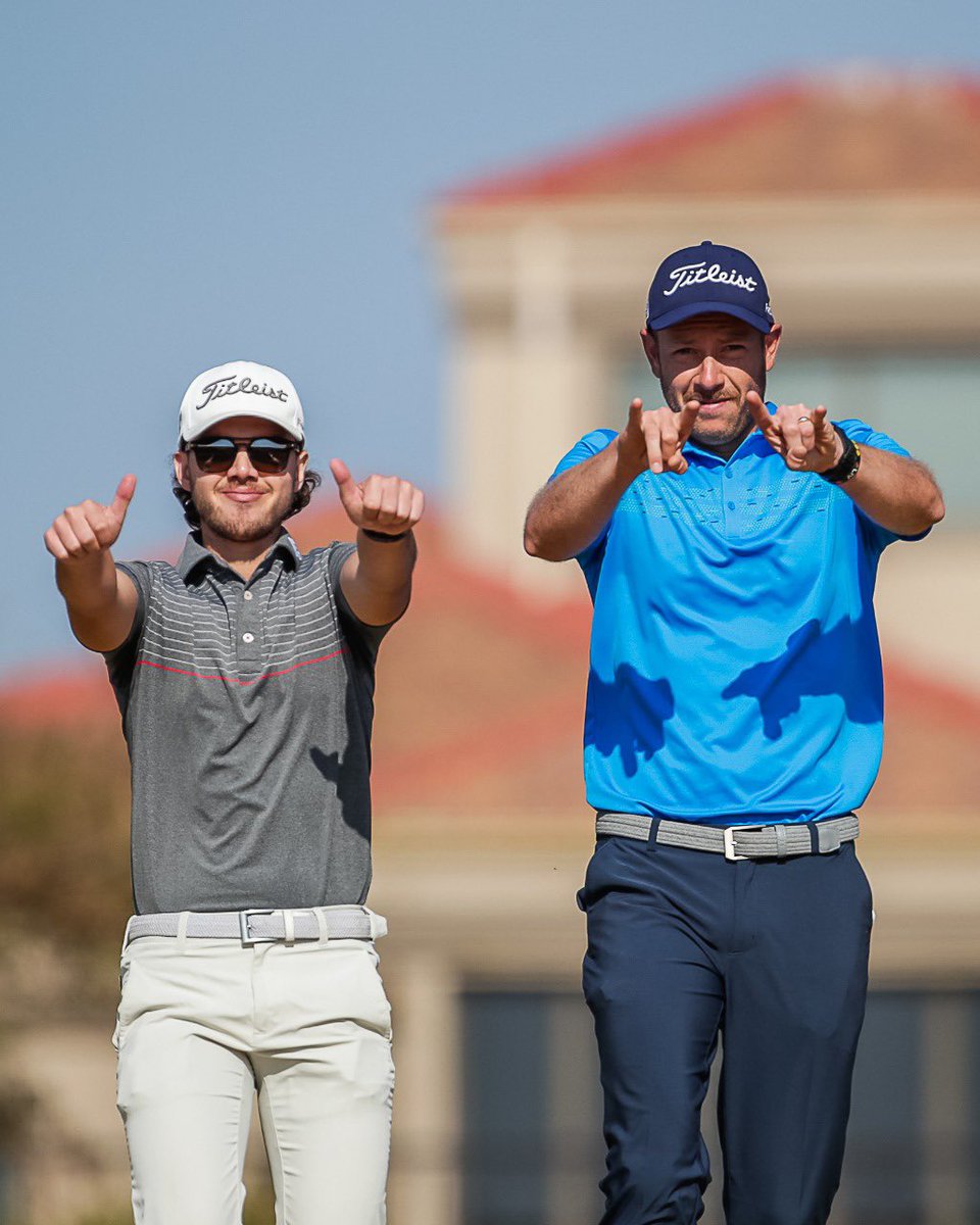 Rate this incredible start by team 𝐋𝐚𝐦𝐛𝐫𝐞𝐜𝐡𝐭𝐬 𝐚𝐧𝐝 𝐒𝐦𝐢𝐭 🤯

Hole 2, Smit, Hole in one 🎯 
Hole 3, Lambrechts, Albatros 🔥 

📈 the pair are currently -19 and one shot off the lead.

#BainsWhiskyUbunyeChampionship 
#GreatnessBeginsHere 
#SunshineTour