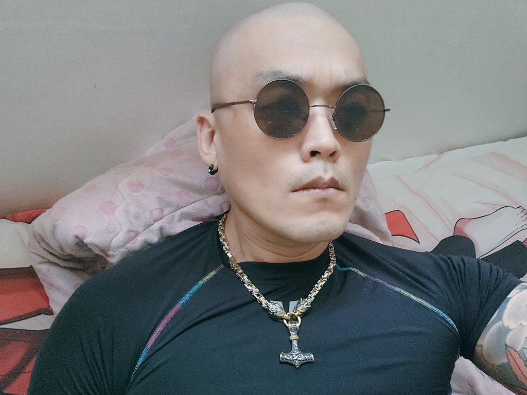 느낌차이 크쥬?😤