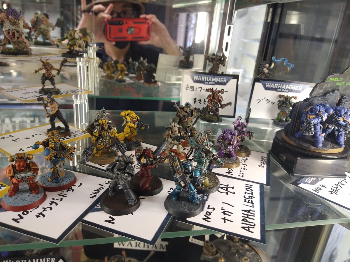 WarhammerTakada's tweet photo. 遠方から参戦!!
エンペラーズチルドレン今昔
#HHNP
#馬場ペイントコンペ
いよいよ締切は明日! https://t.co/6NPmX32bbX