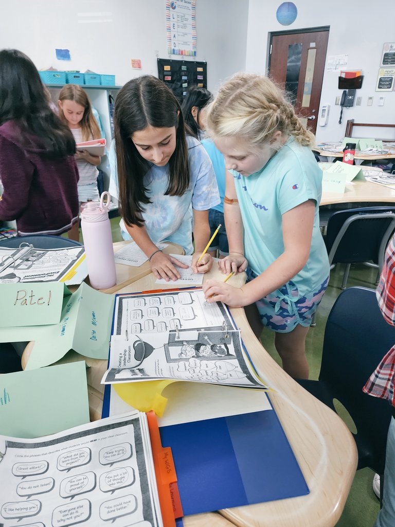 MsGeorgesClass2's tweet photo. It was a great first week! On Thursday and Friday,  we started our Leader in Me learning. Students learned ways they can be a leader, and the class worked together to create our class mission statement. 

Students also spent some time sharing highlights from their summer. https://t.co/iNyQai1HI3