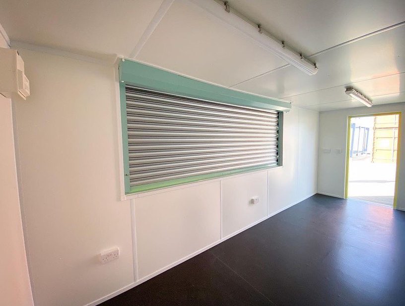 𝗔𝗿𝗲 𝗬𝗼𝘂 𝗦𝘂𝗺𝗺𝗲𝗿 𝗥𝗲𝗮𝗱𝘆?  Get ready to serve the crowds this summer with our shipping containers transformed into a catering unit! 
Get your 30 second quote today by clicking the link: resacon.org
#containers #shippingcontainer #shippingcontainersforsale