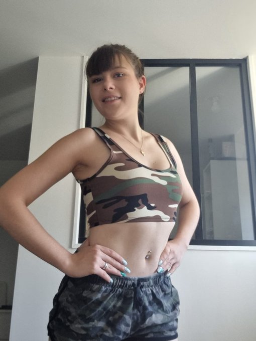 Ta journ&eacute;e ce passe bien ? https://t.co/dAtc4CnNbf<a href="/tag/mlrgirls"class="tags"><span>#mlrgirls</span></a>