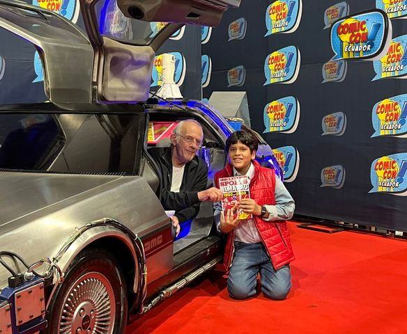 ComicConEc's tweet image. @mrchristopherlloyd en la casa!!
 Estaremos compartiendo con ustedes todo sobre Comic Con Ecuador 2022!!
¡ No te pierdas la convención más grande cultura pop del Ecuador!
Les esperamos este 12, 13 y 14 de agosto 2022 en el Centro de Convenciones de Guayaquil.