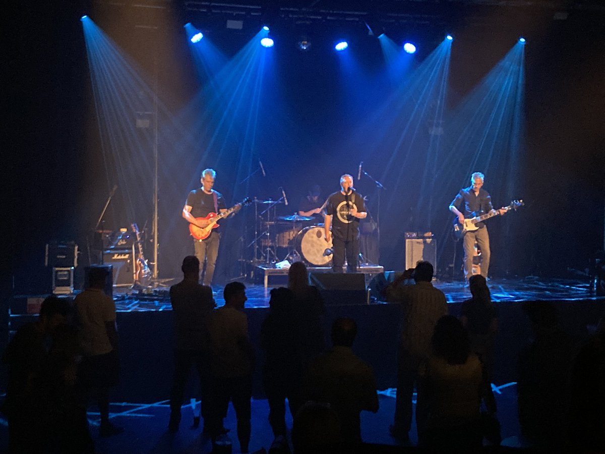 davemasontv's tweet photo. Inaugural Libre Stone gig at @KomediaBath last night. Thanks to Dion &amp; @JulianOrzabal. @stone_libre -good to see so many friends &amp; familiar faces. https://t.co/j7fcL3E6gk