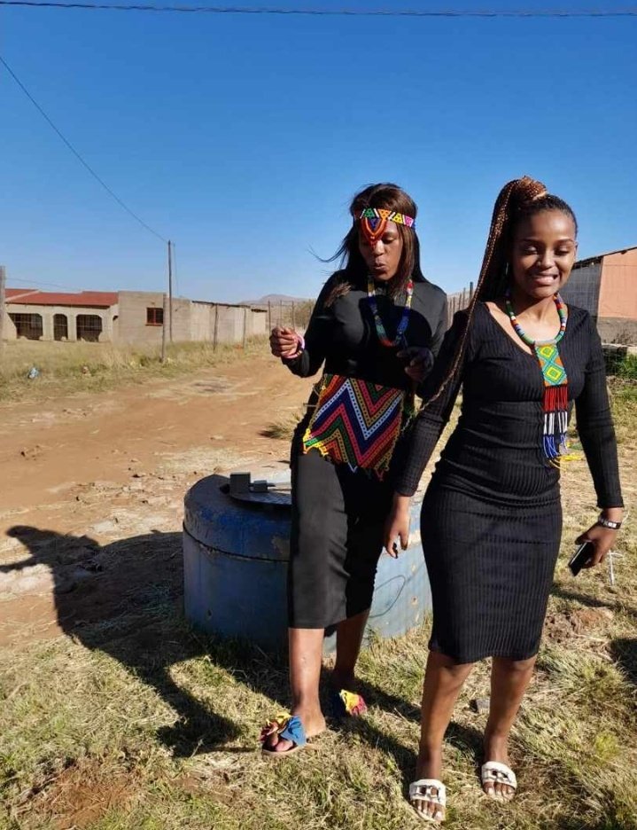 FaithKay_Mchunu's tweet photo. Pre-order your beadwork for Heritage day now! Call/WhatsApp 0640827429. DMs are also open @FBeadwork #FaithBeadwork #MissSA2022 #DStvPrem #thewifeshowmax #Sundowns   Misuzulu https://t.co/t9PQRaWkKn
