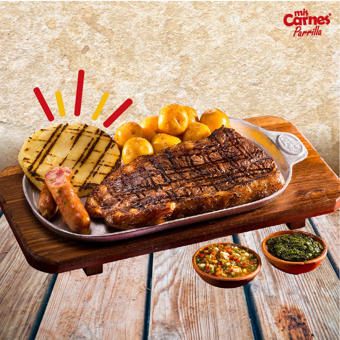 MisCarnesP's tweet photo. 🎉 Enciende tu fin de semana de #festivo con el exquisito sabor a #Parrilla🎉

Qué tal una #PuntadeAnca🥩, un delicioso corte de carne acompañado de arepa, chorizo y papas criollas...

#SabemosMás

Domicilios🇨🇴
➡️ https://t.co/Ost8ADdX2k

📍Ubicaciones https://t.co/L1iQUvLkOS https://t.co/x6Q3plCV4A