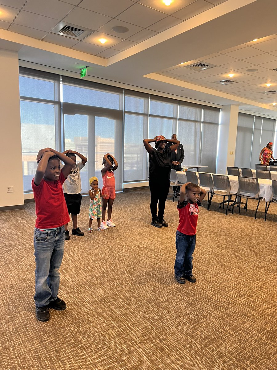 DCFAPAC's tweet photo. Beautiful day for a Families Growing Stronger Together Retreat! We’re so proud of our families who are graduating today! Thank you @APAFExecDir for partnering with us to give parents and kids a wonderful experience. @DCCFSA #FGST #Family #DC https://t.co/rgnznebqYX