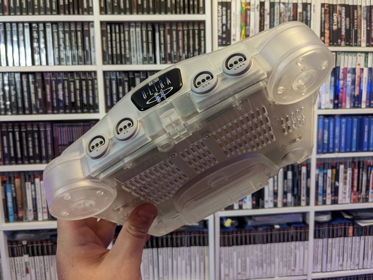 SimplyAustins's tweet photo. My stock PAL N64.  Treated it to one of the new shells and badge!

Turned out a treat, I think the white transparent looks good. 👌 https://t.co/FTfrYI96C3