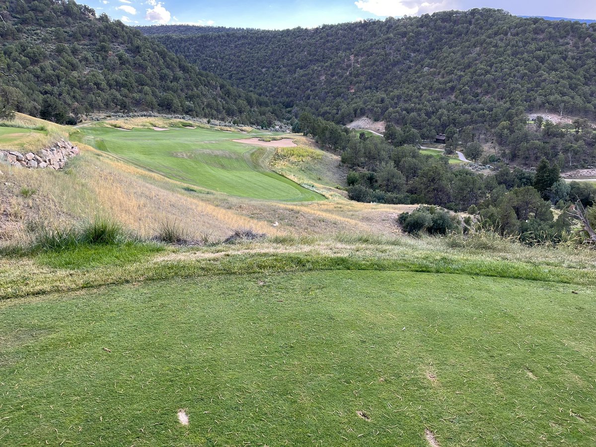 Starpam's tweet photo. Ironbridge golf course near Glenwood Springs. Beautiful, tough course. Fun times. #golf #coloado #asga #❤️⛳️ #FinsUp https://t.co/sGF4OjRsl9