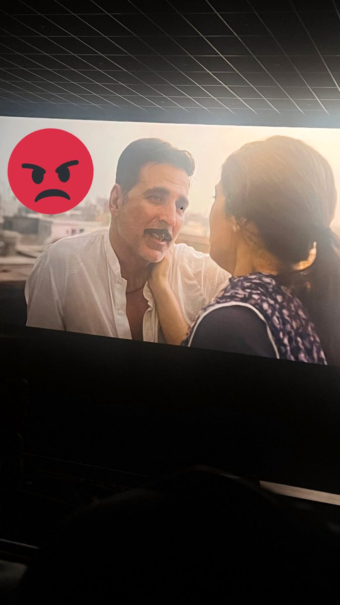 IS MOVIE ME AKSHAY K BADLE KOI NEW ACTOR HOTA TOH YE MOVIE BETTER HOTI…. KYUNKI YE BADE ACTOR AAJ KAL PUBLIC K LIYE NAHI SIRF PAISE K LIYE ACTING KARTE HAI…. 😡 BAD MOVIE BAD ACTING BAD MUSIC BAD DIRECTION….. @akshaykumar #RakshaBandhanmovie #Bollywood #BollywoodNews