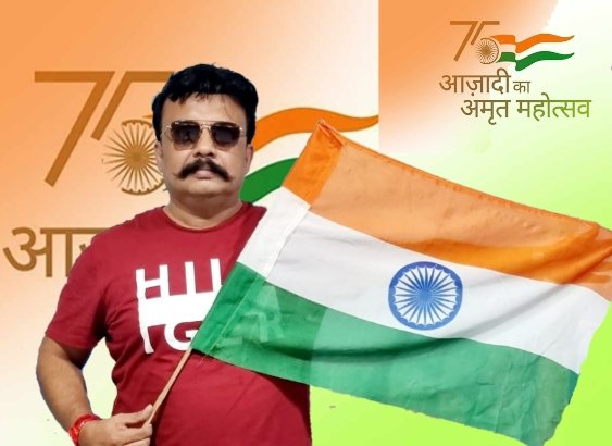 FanishSingh's tweet photo. As we move into 75th year of our Independence, inculcate the thoughts to think independent, progressive, to make India the best. If all of us do our small bit our country will leap. Love you India #AzadiKaAmritMahotsav 
Proudly hoist our flag 🇮🇳
#HarGharTringa https://t.co/foklKPtafZ