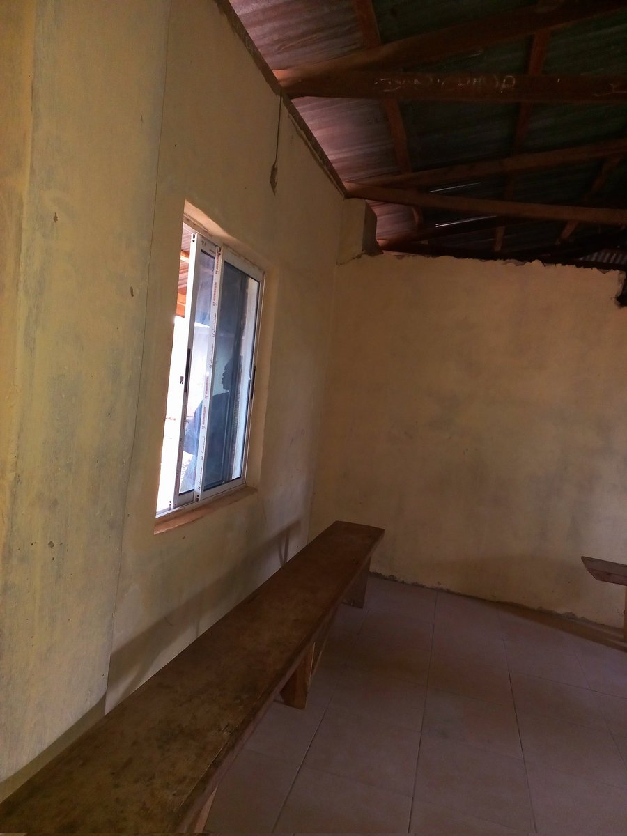 OkposiTimes's tweet photo. The #Okposi #SafeSpace built at the Government Secondary School Okposi, Ebonyi State, is extremely sub-standard. @UNFPANigeria and partners did a very poor job here. Our people are unhappy. Ebonyi State govt is outraged. Fix it! 
Cc. @UNDP @UNFPA @Fmohnigeria #spotlightproject https://t.co/wJiJrNohLu