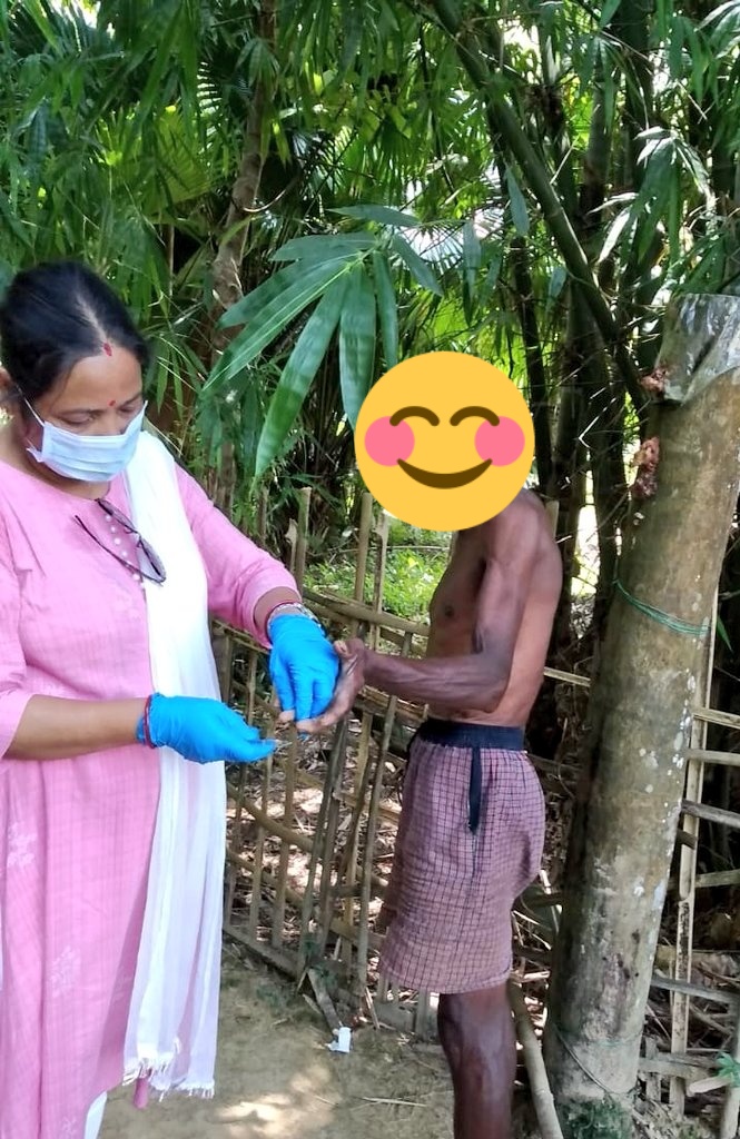 DVBPO_DIBRUGARH's tweet photo. Glimpses of Door to door #fever survey and #Bednet Impregnation (#ITBN) cum awareness camp conducted at #Dibrugarh by #NCVBDC for control and prevention of Vector Borne Diseases 
@nhm_assam 
@NHMDibrugarh https://t.co/YdTSe0yuMn