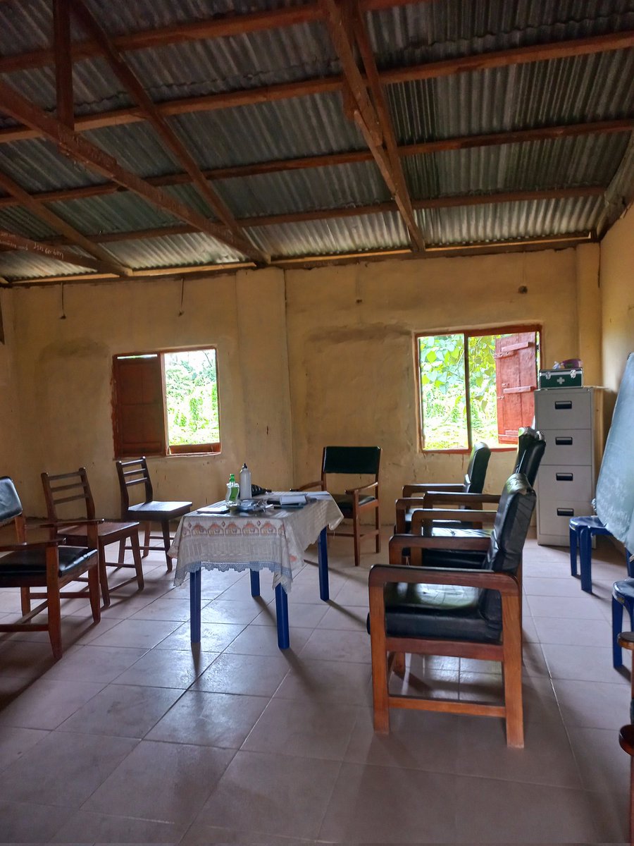 OkposiTimes's tweet photo. The #Okposi #SafeSpace built at the Government Secondary School Okposi, Ebonyi State, is extremely sub-standard. @UNFPANigeria and partners did a very poor job here. Our people are unhappy. Ebonyi State govt is outraged. Fix it! 
Cc. @UNDP @UNFPA @Fmohnigeria #spotlightproject https://t.co/wJiJrNohLu