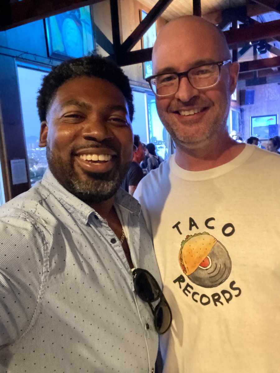 AllThingsGala's tweet photo. Had a great time at the @GoGalaMusic #galamusiclive event! We flew in from Florida and got to hear some phenomenal emerging artists and special guest @iamKrayzieBone! Oh… and meeting @TacoGala was pretty epic too!! #galamusicisthefuture https://t.co/FEVT5oje6d