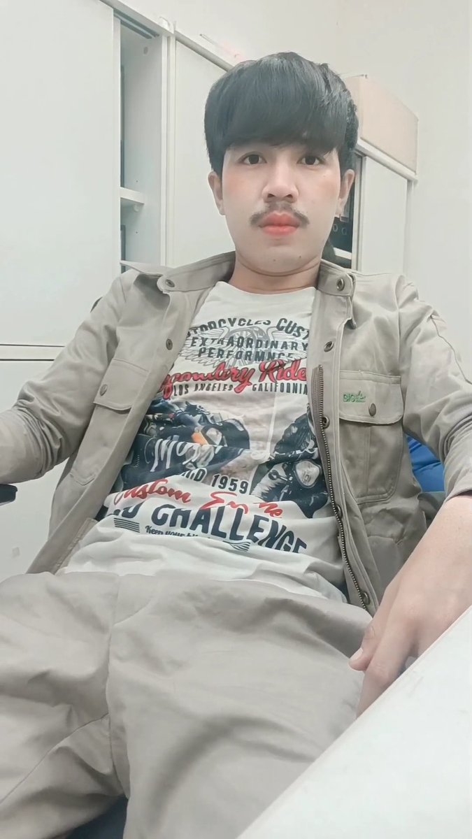 Jayhoott's tweet photo. คนนี้ที่ไหนเด็ด  ผมอยากไปเสร็จที่นั้นอ่ะคับ (หยอกๆ )  
#ระยอง #สุโขทัย
#พิษณุโลก #ระยองนัดเจอ 
#มาบตาพุด #บ้านฉาง https://t.co/2Hc7g82TAs