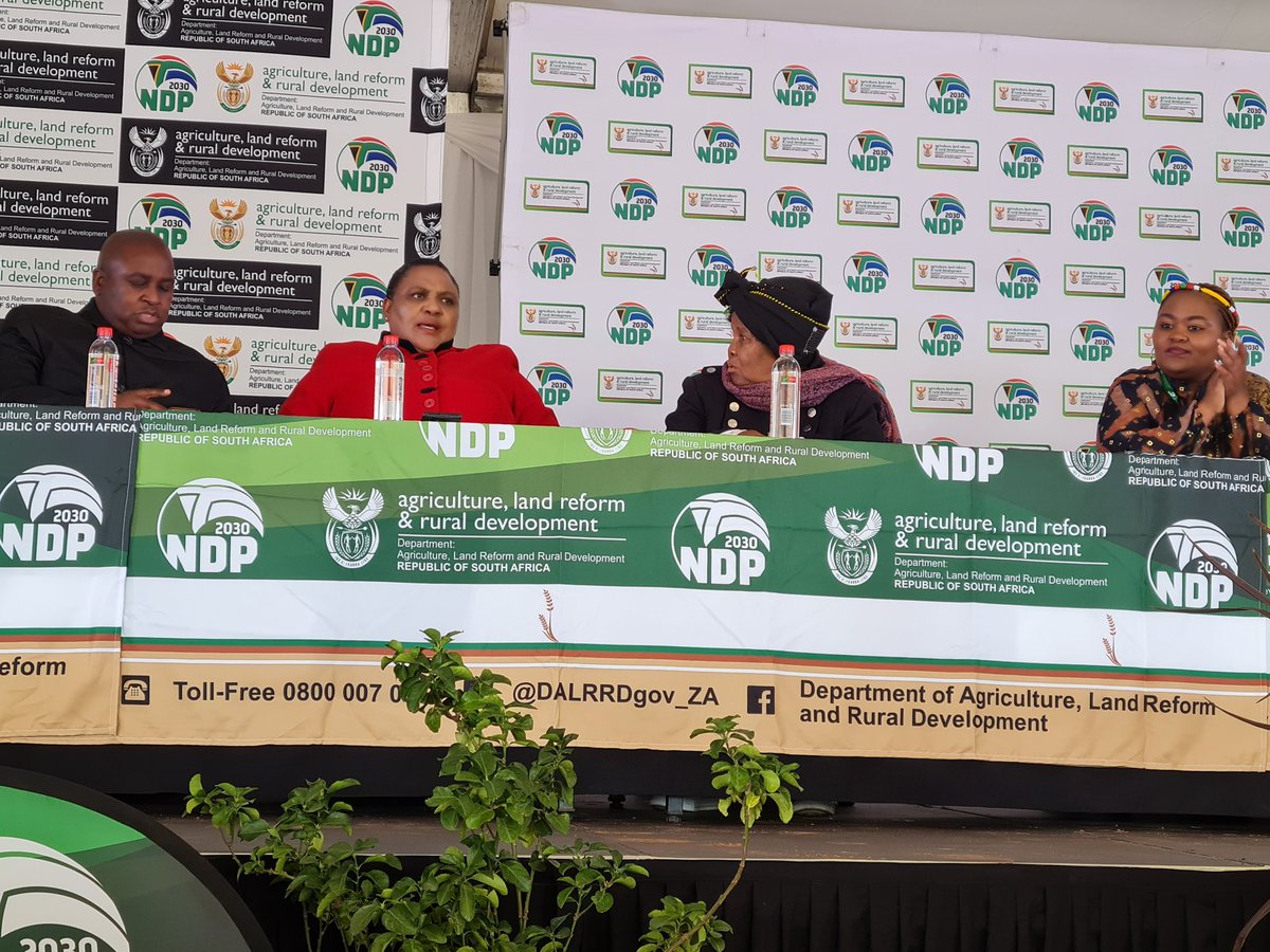 Wendy23453876's tweet photo. Farm implementation handover Ceremony this morning for Thembilihle farmers in Middelpos, Saldanha.The DALRRD supported these small farmers with R9.2 million worth of implements๐ฟ๐ฆ๐ฟ๐ฆ #DALRRD #WCDOA #Nationalmarketingcouncil https://t.co/Mz8jcAEWMo