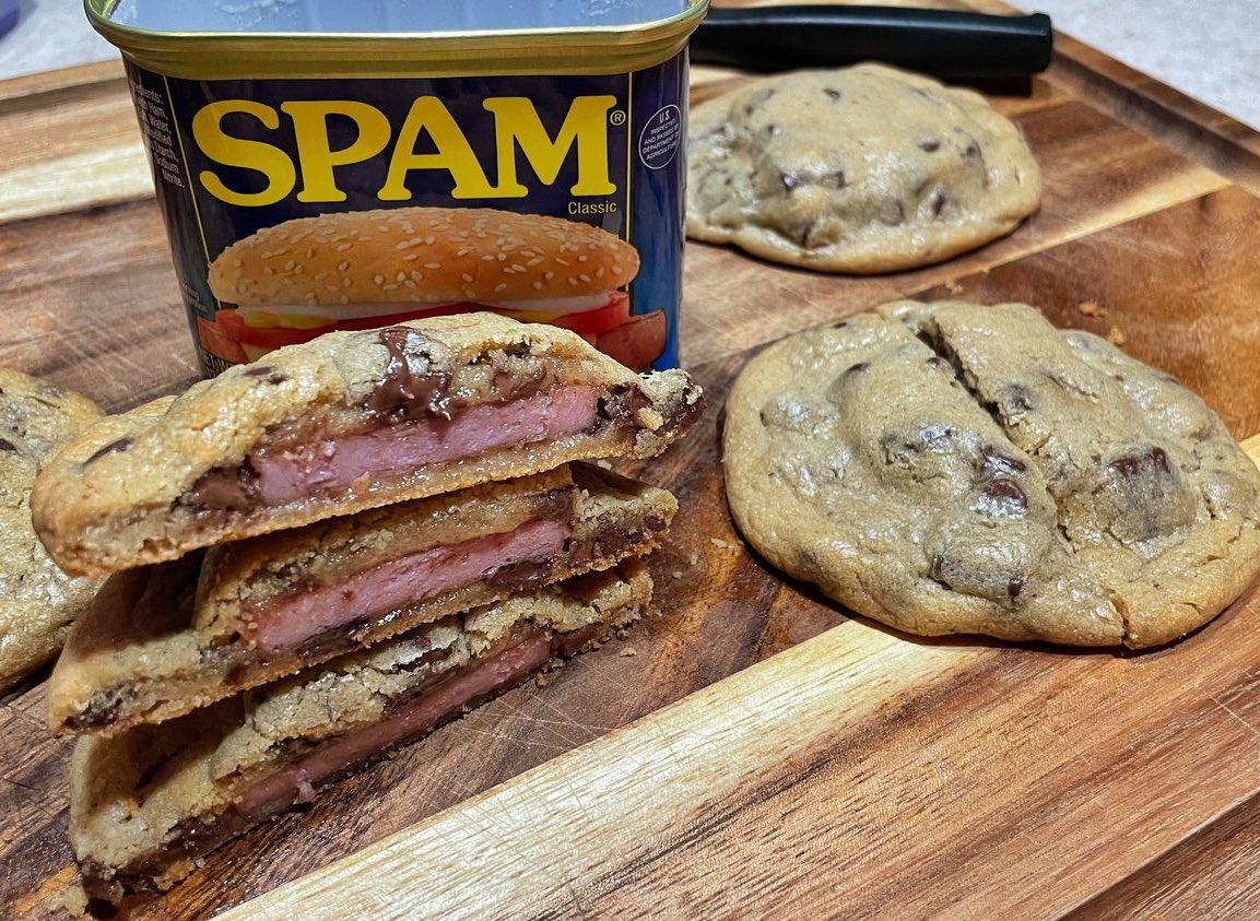 Gabino_Iglesias's tweet photo. It’s Saturday. Treat yourself. Here’s a delicious breakfast recipe for those who enjoy a mix of sweet and savory. https://t.co/qX9PqFjDst