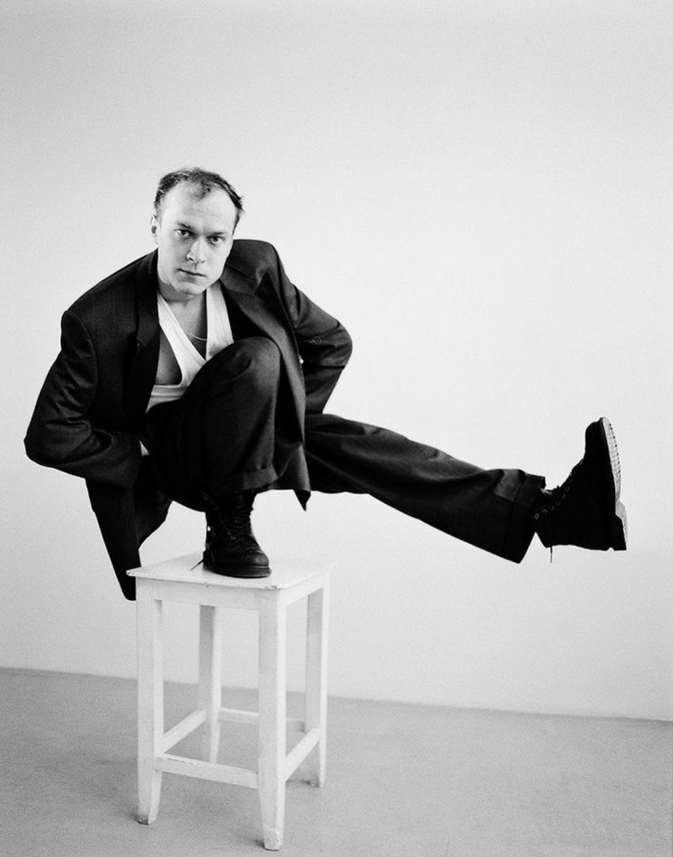 sim_barr's tweet photo. Russian #actor #YuriyBorisov #Photography by #AlexanderKalinin
#yuraborisov #yuriborisov #photorapher #russianactor #portraitphotography #portraitphotographer #fotografia https://t.co/NqmGlsMfM9