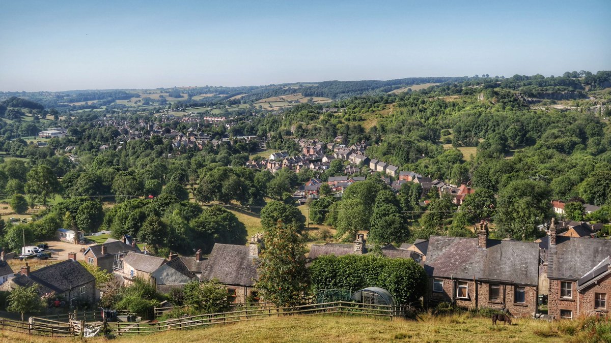 EightTheGreen's tweet photo. Another glorious morning in the #Derbyshire Dales... https://t.co/hIjondteWP