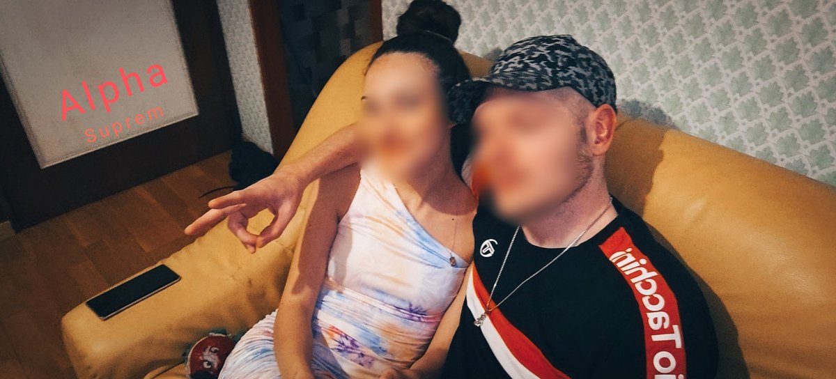 SupremAlpha's tweet photo. Viens servir le couple alpha le plus puissant du Findom . 👑 #findomfr #alphacouple #alphawhitemen #alphawife https://t.co/veH3DLIIzk