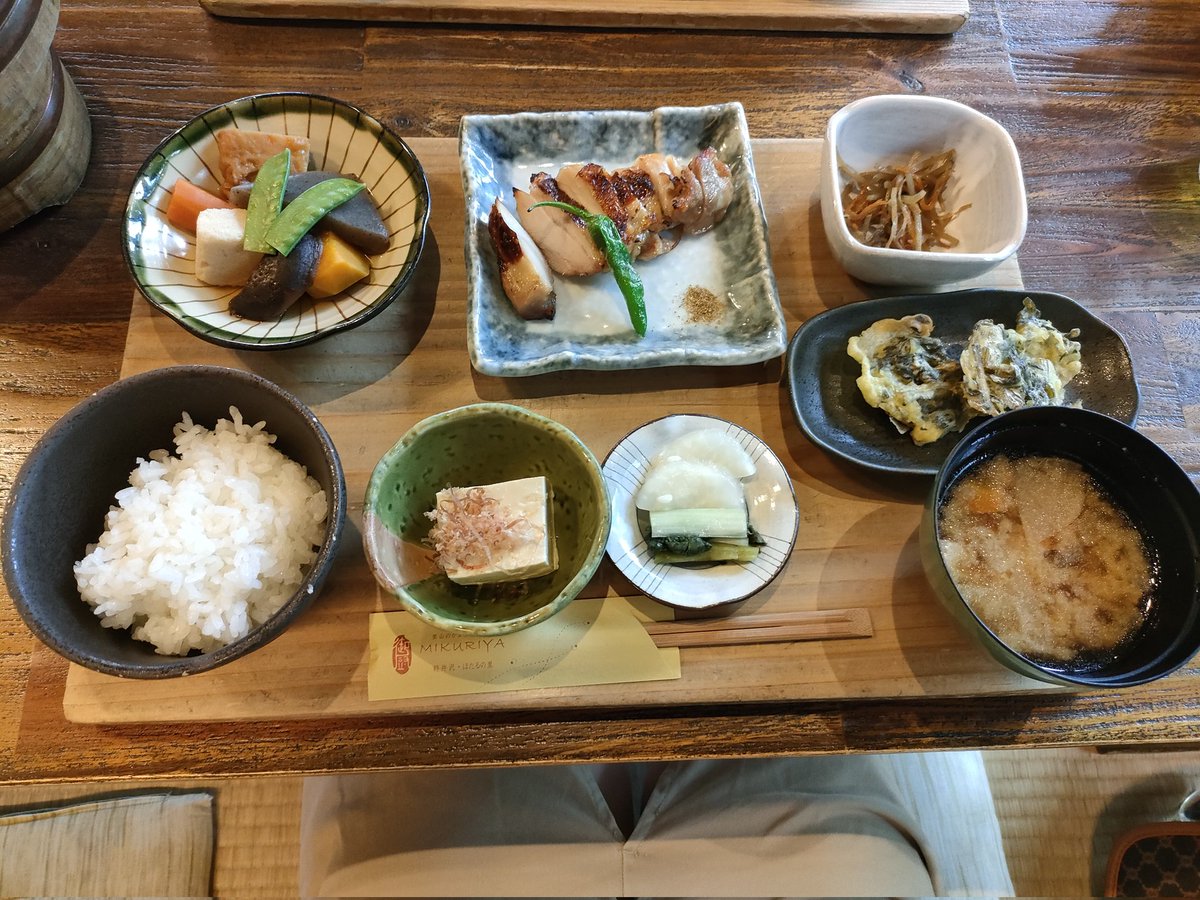 yukimura0417's tweet photo. 軽井沢でごはん！ https://t.co/QegTc9S0y7