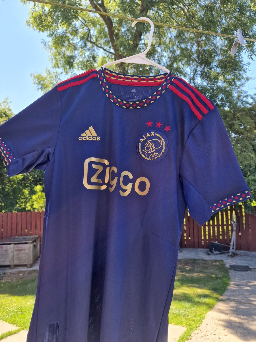 MystiqueJerseys's tweet image. 🚨 Giveaway 🚨

If Haaland 🤖 scores Anytime today, someone will win a free mystery jersey from us MystiqueJerseys.com 

To enter:
♻️ Retweet
🤝 Follow us