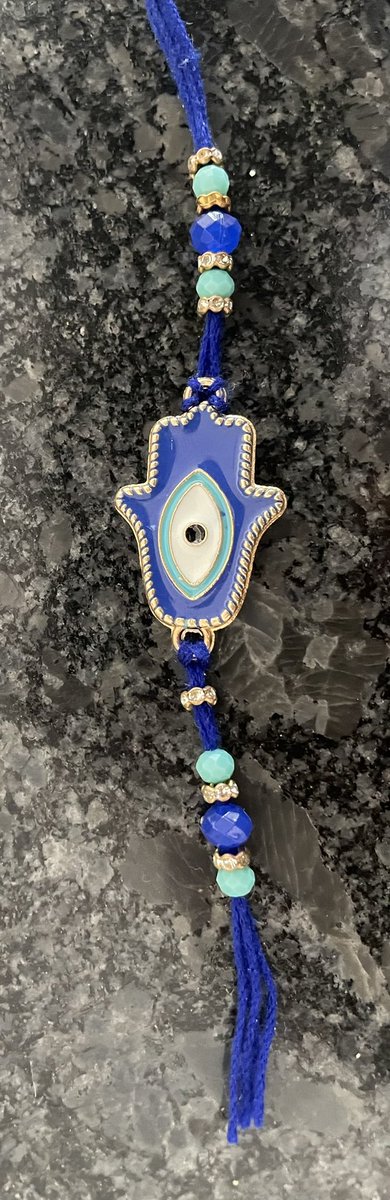neelamraina's tweet photo. Perfect example of a cross cultural and religious contexts object. #rakhi #HandofFatima #hindumuslim
Very pleased it exists and made its way to my house https://t.co/xOideuPOZV