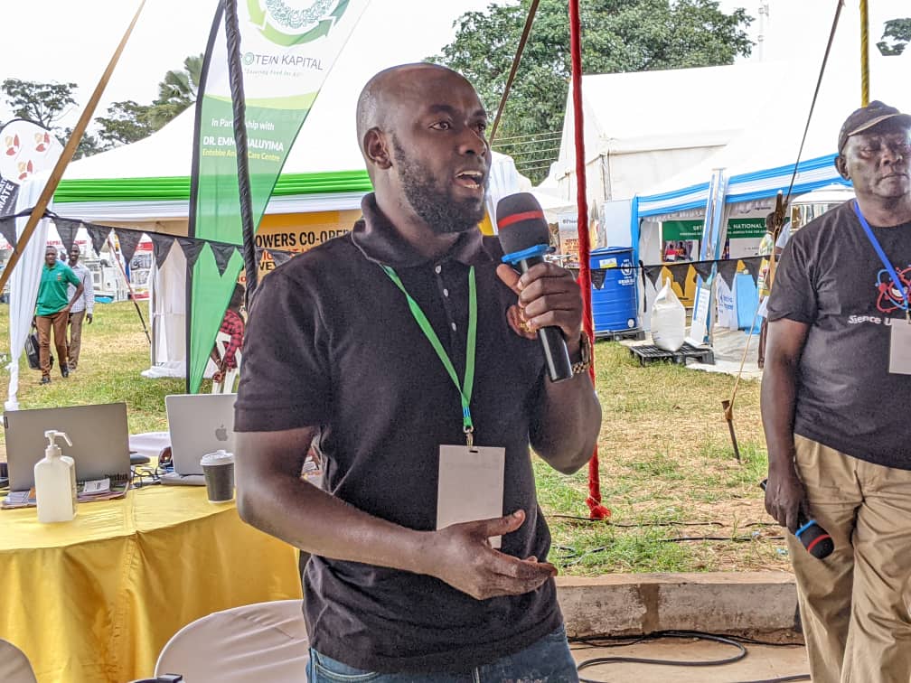 SolidaridadECA's tweet photo. Coffee stakeholders laud the #dialoguesession on the #CoffeeAct2021 and call for continued dialogue to lobby and advocate for enabling sector #policies. @CoffeeUganda  @unffe @unyfa1 @MAAIF_Uganda  #AgricShow2022 https://t.co/efIPwEiMy0