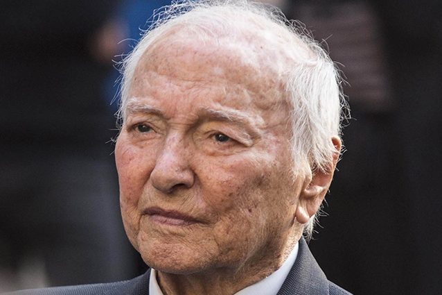 fabiofabbretti's tweet photo. Se ci sono colonne a Viale Mazzini, una è certamente caduta oggi. Addio a Piero Angela 💔 https://t.co/2i281ZAWsP